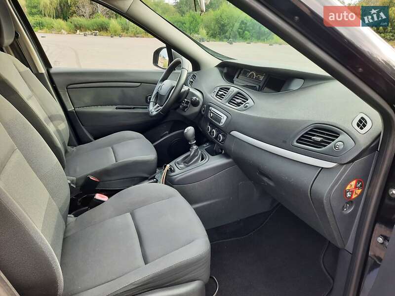 Минивэн Renault Scenic 2013 в Полтаве