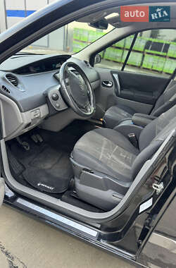 Минивэн Renault Scenic 2005 в 