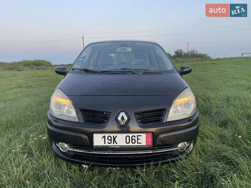 Минивэн Renault Scenic 2008 в Ровно
