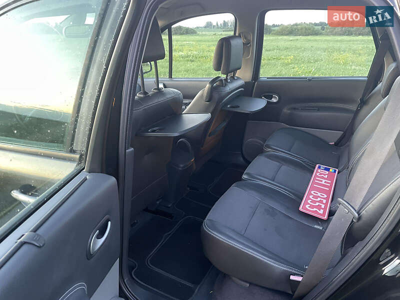 Минивэн Renault Scenic 2008 в Ровно
