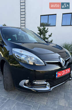 Минивэн Renault Scenic 2014 в 
