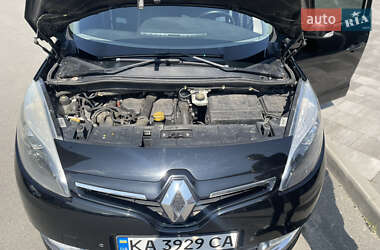 Минивэн Renault Scenic 2013 в 