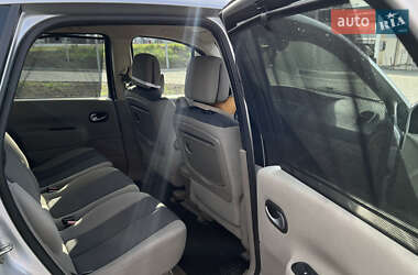 Мінівен Renault Scenic 2005 в Києві
