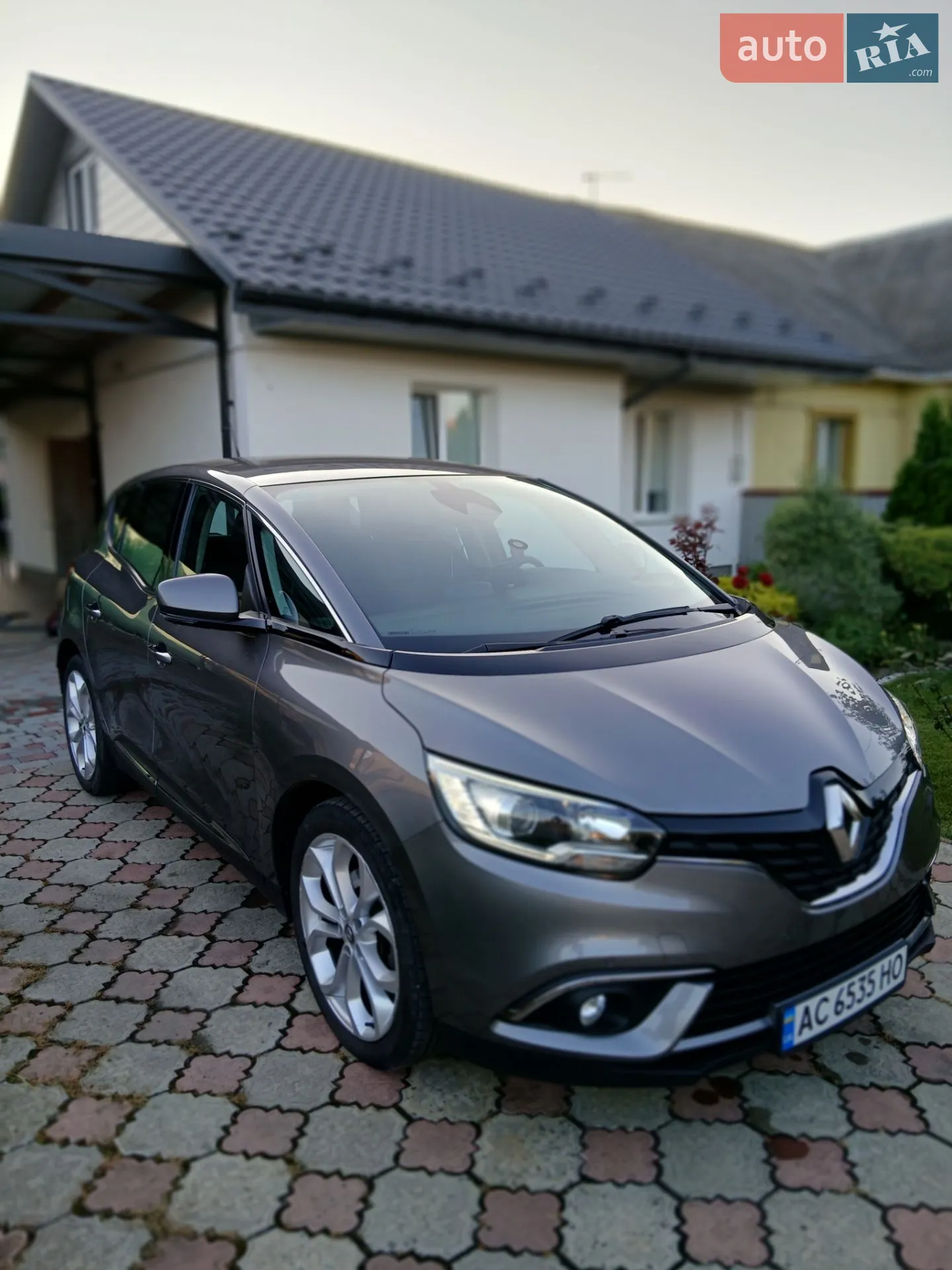 2017 Renault Scenic - мініатюра 2