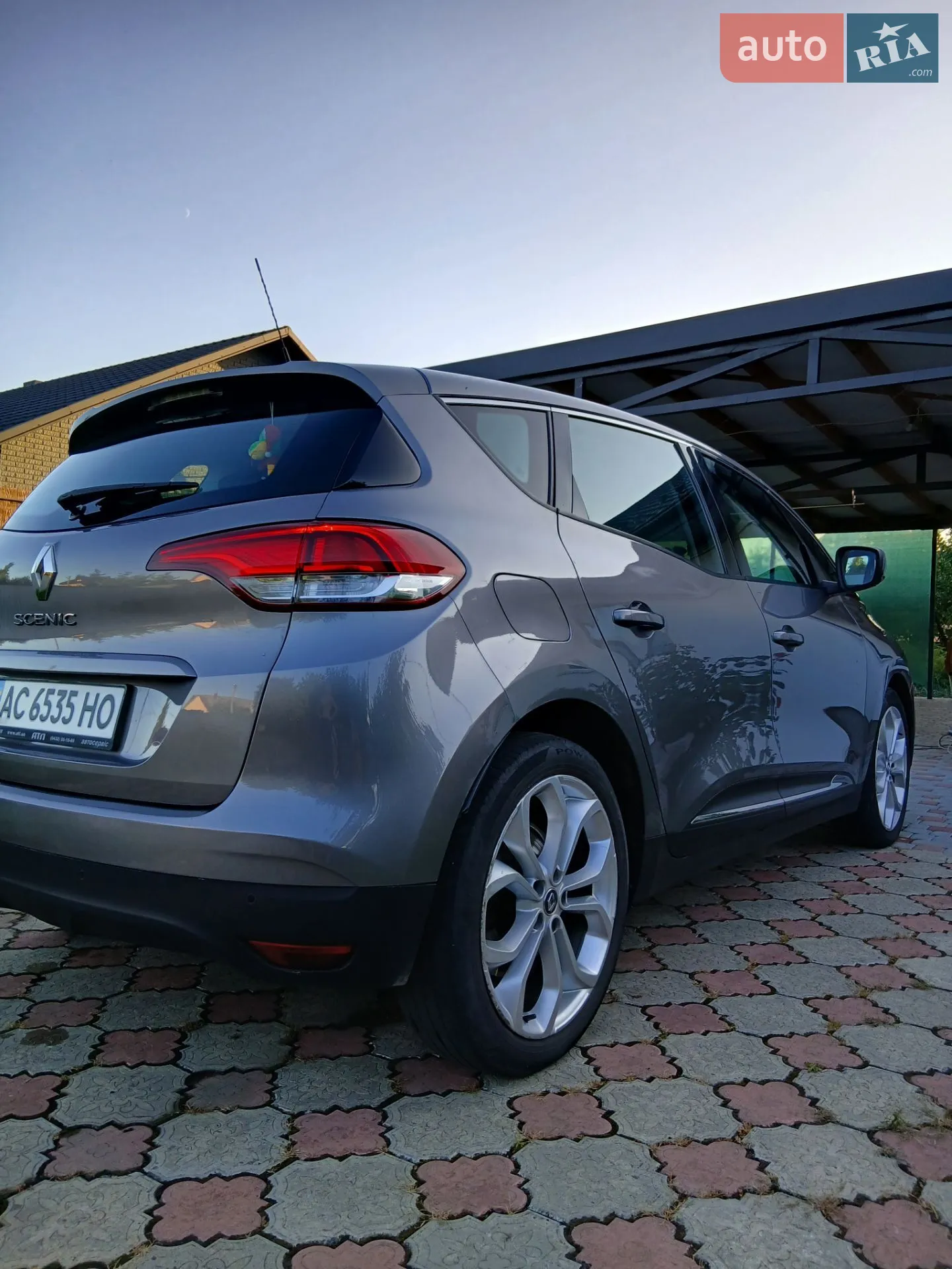 2017 Renault Scenic - мініатюра 16