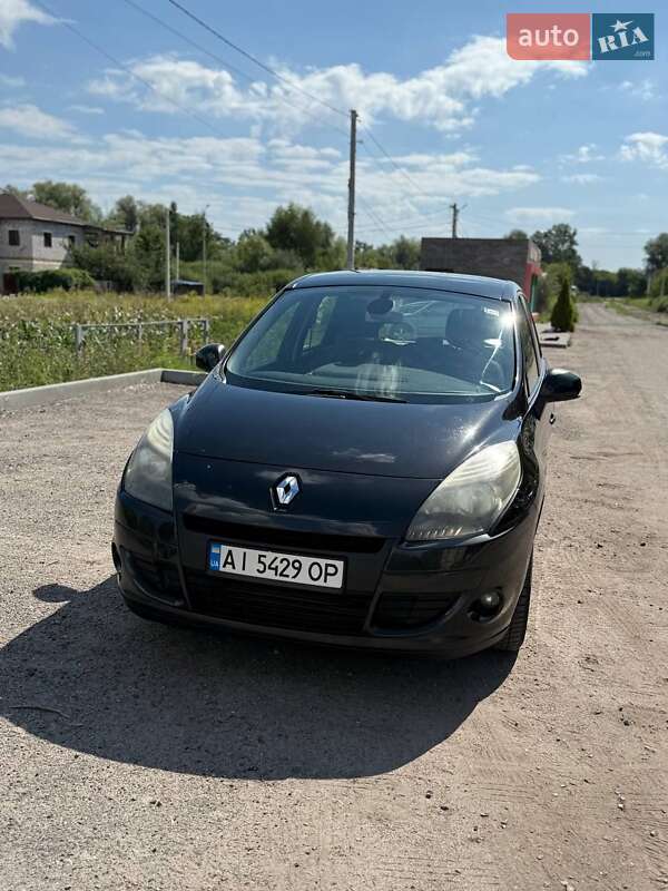 Минивэн Renault Scenic 2010 в Киеве