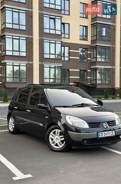 Минивэн Renault Scenic 2005 в Чернигове
