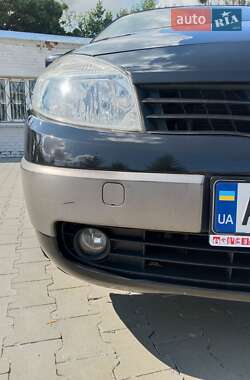 Минивэн Renault Scenic 2005 в 