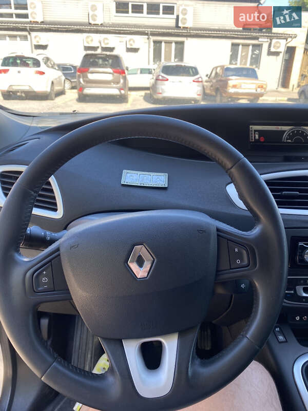 Минивэн Renault Scenic 2009 в Сумах