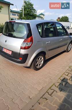 Минивэн Renault Scenic 2006 в 