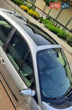 Минивэн Renault Scenic 2006 в 