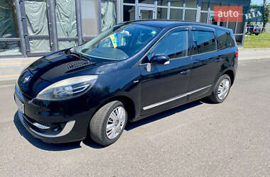 Мінівен Renault Scenic 2012 в Тростянці