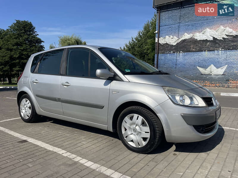 Минивэн Renault Scenic 2006 в Луцке