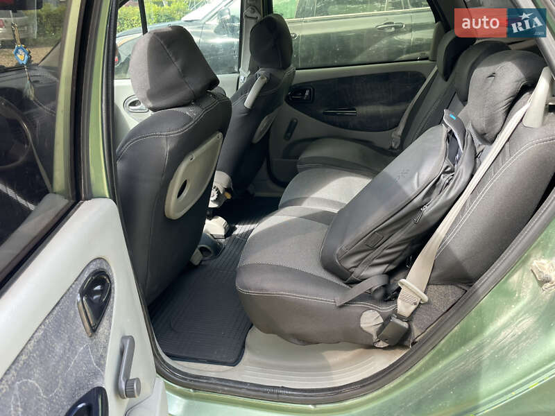Минивэн Renault Scenic 2000 в Бориславе