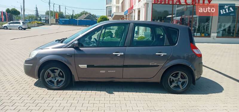 Минивэн Renault Scenic 2004 в Черновцах