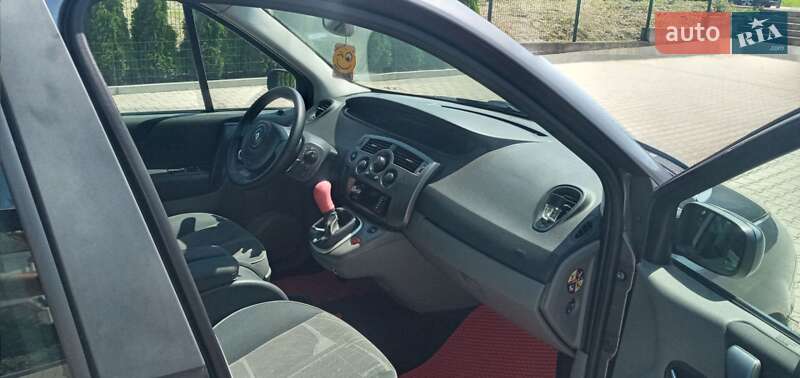 Минивэн Renault Scenic 2004 в Черновцах