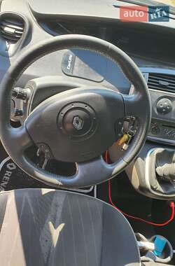 Минивэн Renault Scenic 2003 в 