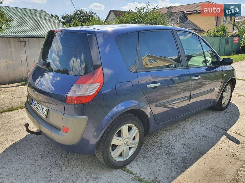 Минивэн Renault Scenic 2003 в Буче