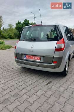 Минивэн Renault Scenic 2005 в 