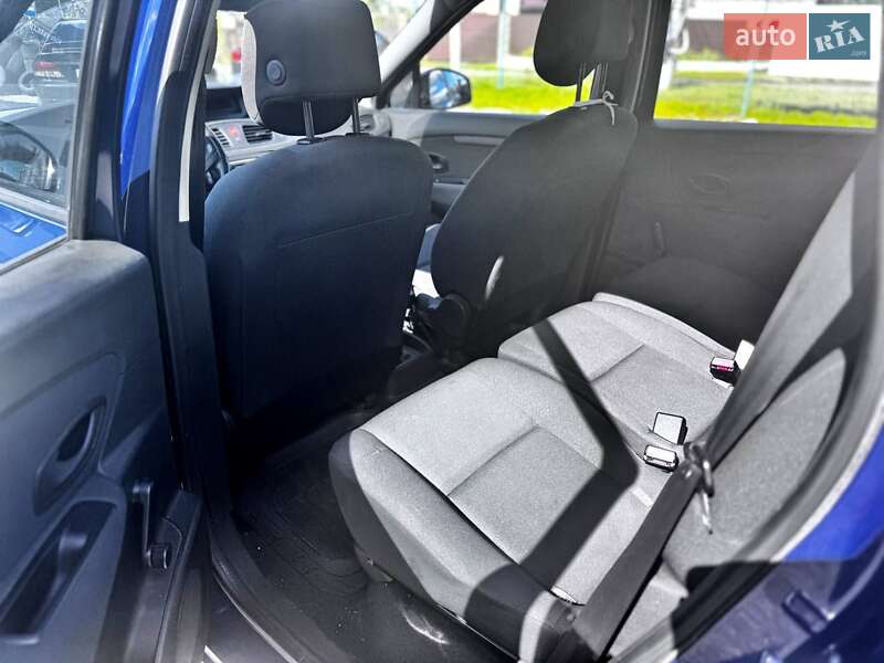 Минивэн Renault Scenic 2010 в Борисполе