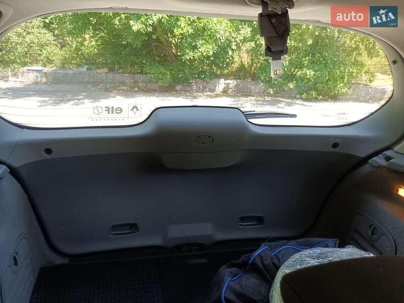 Минивэн Renault Scenic 2006 в Полтаве