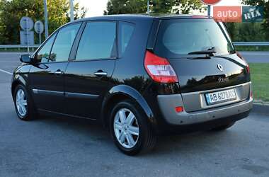 Минивэн Renault Scenic 2005 в 