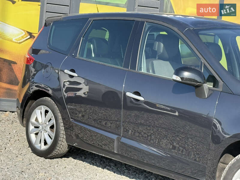 Минивэн Renault Scenic 2011 в Стрые