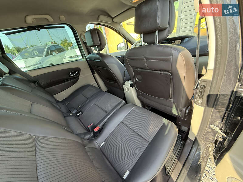 Минивэн Renault Scenic 2011 в Стрые