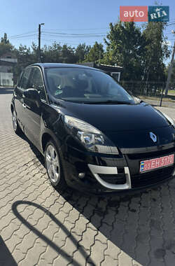 Минивэн Renault Scenic 2011 в Луцке