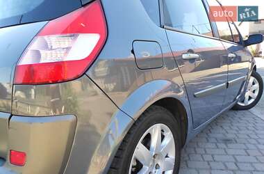 Минивэн Renault Scenic 2006 в 