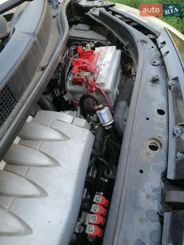 Минивэн Renault Scenic 2004 в Нетешине