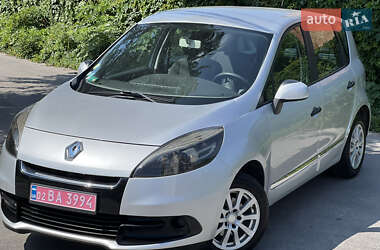 Минивэн Renault Scenic 2014 в 
