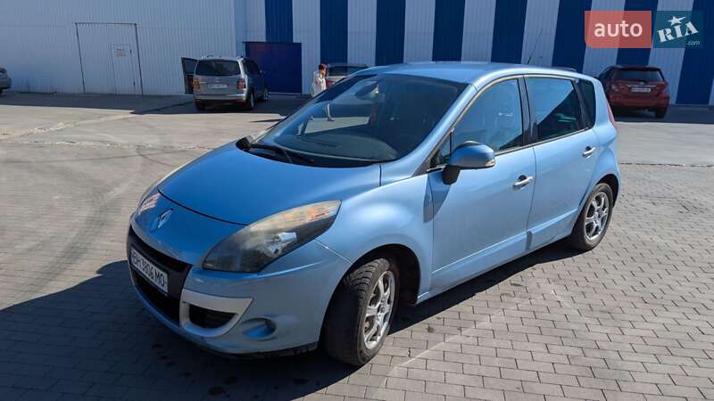 Renault Scenic 2011
