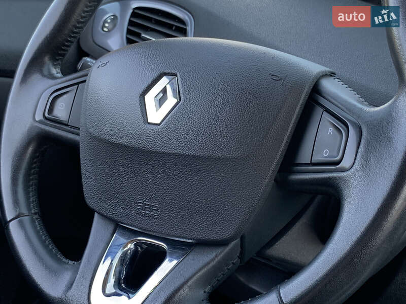 Минивэн Renault Scenic 2015 в Бердичеве