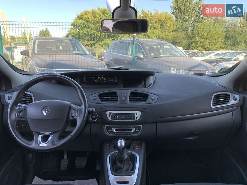 Минивэн Renault Scenic 2015 в Бердичеве