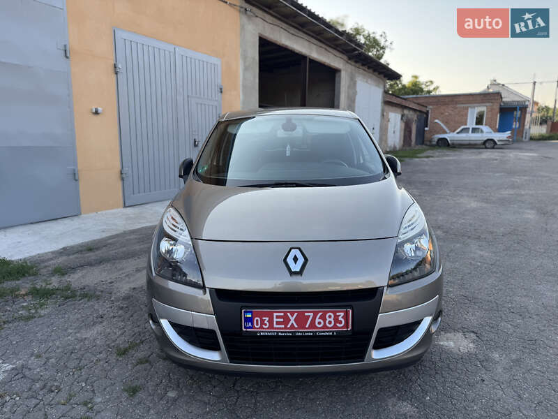 Минивэн Renault Scenic 2010 в Виннице