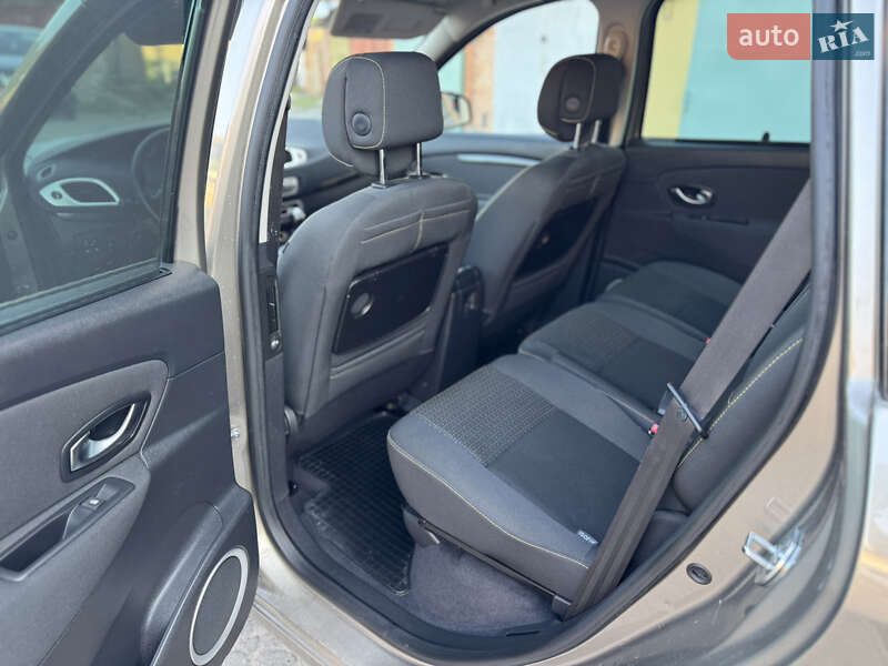 Минивэн Renault Scenic 2010 в Виннице