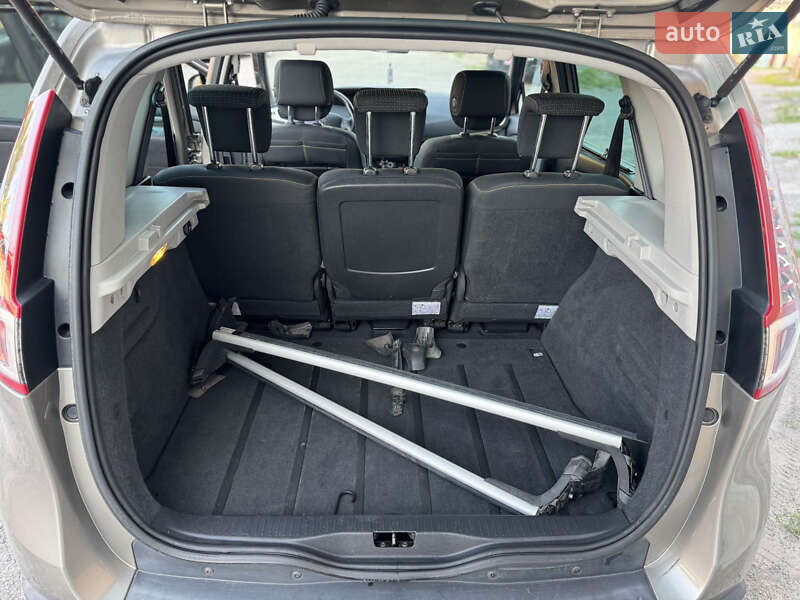 Минивэн Renault Scenic 2010 в Виннице