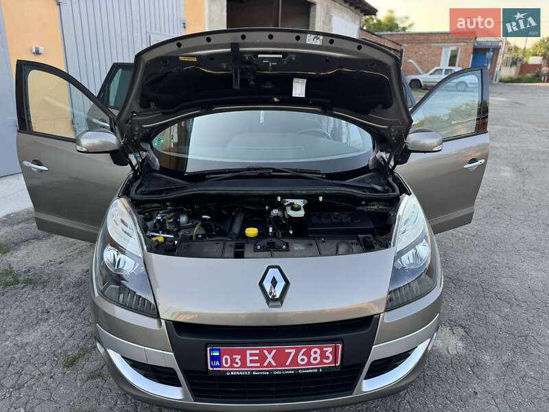 Минивэн Renault Scenic 2010 в Виннице