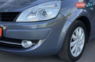Минивэн Renault Scenic 2006 в 