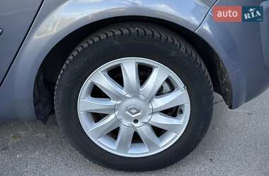 Минивэн Renault Scenic 2006 в 