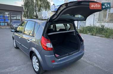 Минивэн Renault Scenic 2006 в 