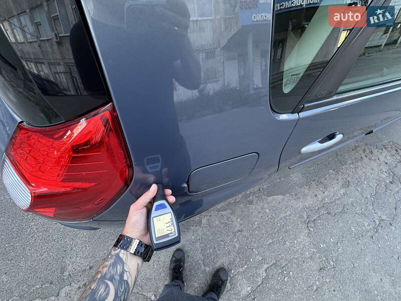 Минивэн Renault Scenic 2006 в Сумах