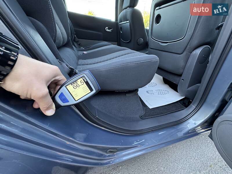 Минивэн Renault Scenic 2006 в Сумах
