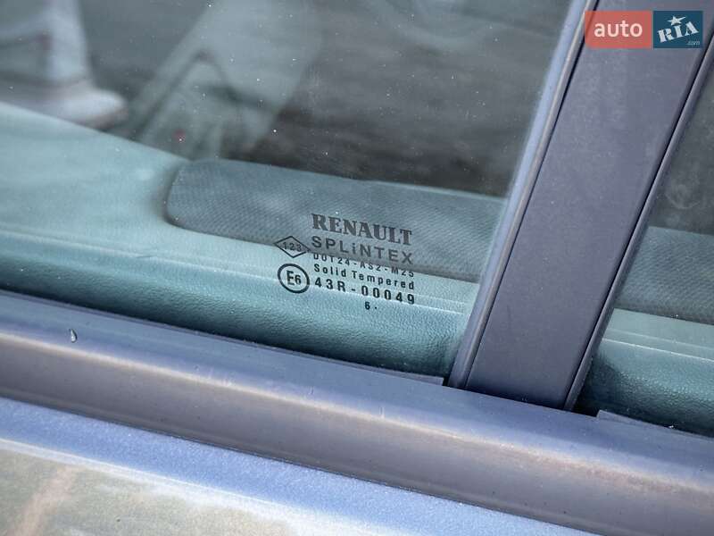 Минивэн Renault Scenic 2006 в Сумах
