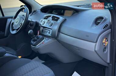 Минивэн Renault Scenic 2006 в 