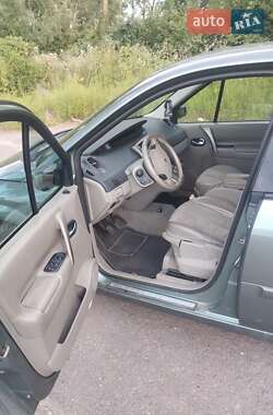 Минивэн Renault Scenic 2004 в 