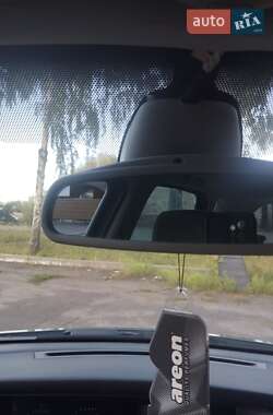 Минивэн Renault Scenic 2004 в 