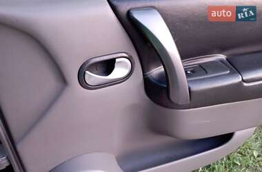 Минивэн Renault Scenic 2005 в 