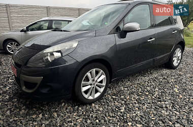 Мінівен Renault Scenic 2010 в Бучі